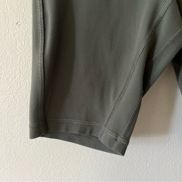 Lululemon Athletica Blissful Bend Super High-Rise Biker Short 8" Olive Women’s 0 - Picture 10 of 12